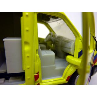 2108 Siku NL 1:50 MB Sprinter Krankenwagen Ambulance