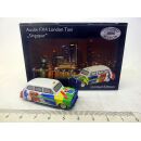 05847 Schuco Piccolo 1:90 Austin FX4 London Taxi Singapur