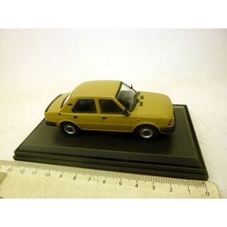 143ABS-702R Abrex 1:43 Skoda 120L 1984 nut brown