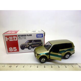 85 Takara Tomy 1:65 Mitsubishi Pajero