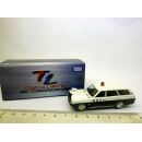 0127 Takara Tomy 1:65 Nissan Cedric Wagon Police