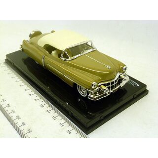 36265 Vitesse 1:43 Cadillac Eldorado closed Convertible 1953 beige