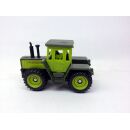 1383 Siku MB-trac von Mercedes-Benz Traktor