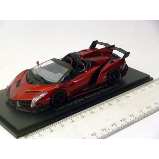 05572RM Kyosho 1:43 Lamborghini Veneno Roadster red metallic/red line