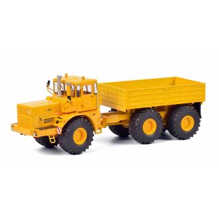 450770800 Schuco 1:32 Kirovets K-700 T gelb