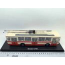 47069 Premium ClassiXXS 1:43 Skoda-14TR O-Bus Weimar