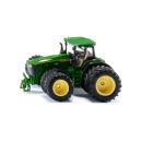 3292 Siku 1:32 John Deere 8R 410 mit Doppelbereifung