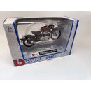 18-51000_10 Bburago Triumph Bonneville Bobber
