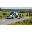 2562 Siku 1:50 VW T6 mit BMW Polizeimotorrad