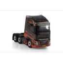 01-4769 WSI 1:50 Guldager VOLVO FH AERO GLOBETROTTER XL 6X2 TWIN STEER