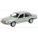 03301 SCHUCO 1:43 Opel Senator A opal grün